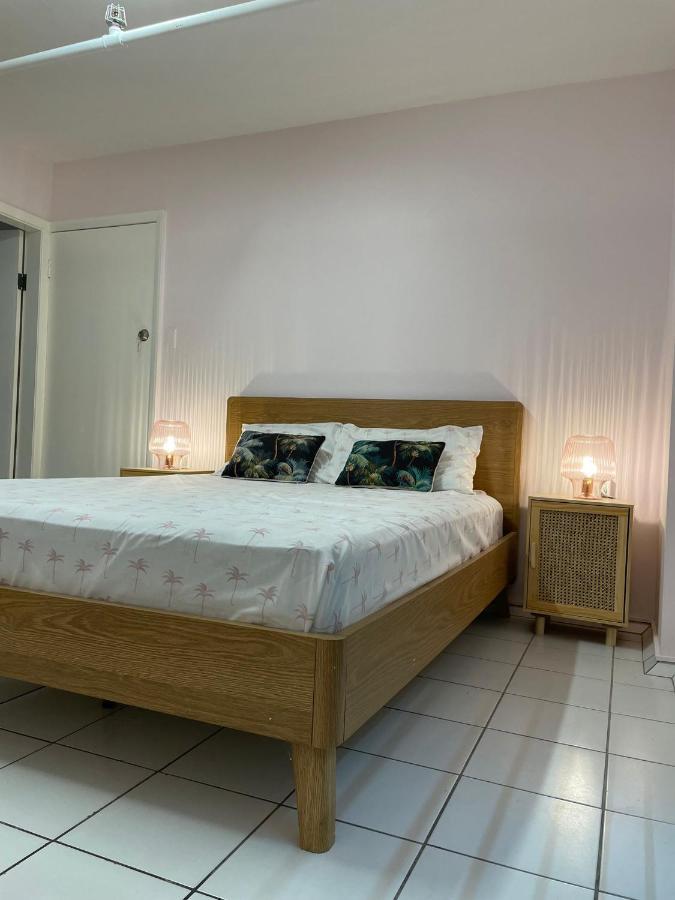 The Espy Hostel Cairns Exterior foto